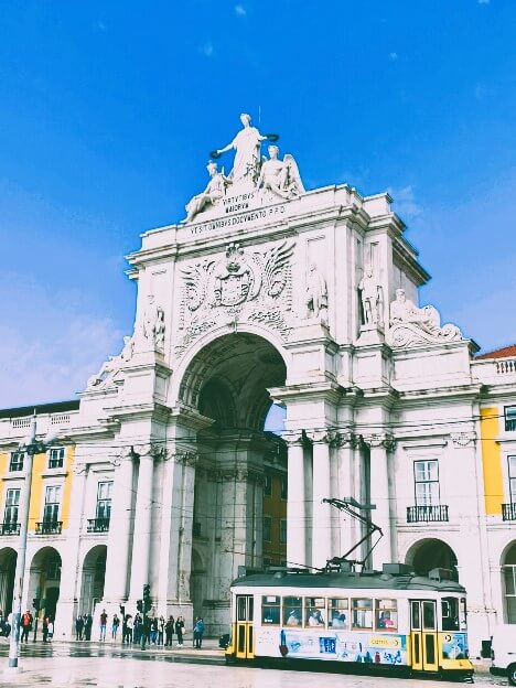 Voos para Lisbon (LIS)